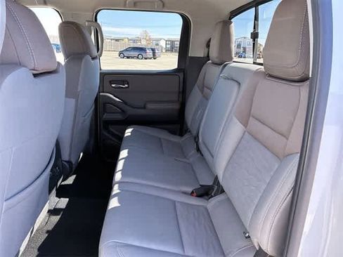 Used 2022 Nissan Frontier SV image 20