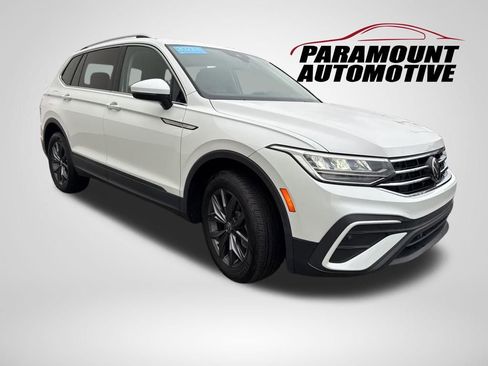 Certified 2023 Volkswagen Tiguan SE image 3