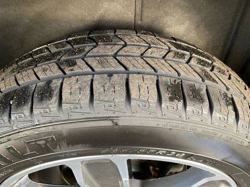 Used 2017 GMC Acadia Denali w/ Technology Package image 47