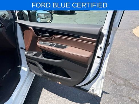 Used 2025 Honda Odyssey Touring image 29