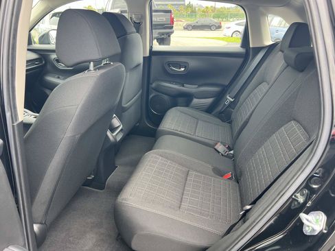 Used 2025 Honda HR-V LX image 20