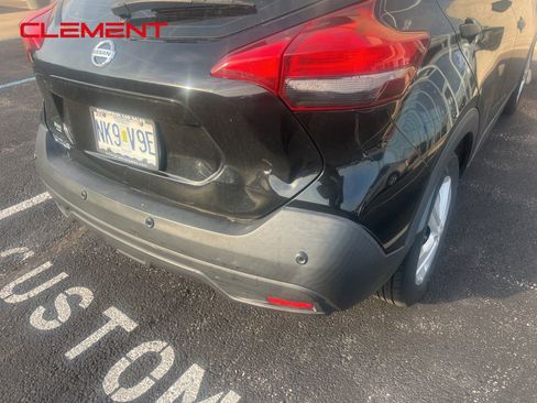 Used 2020 Nissan Kicks S image 7