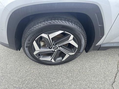 Certified 2023 Hyundai Tucson Limited AWD/4WD image 13