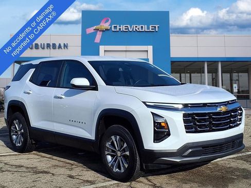 Used 2025 Chevrolet Equinox LT image 3