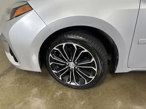 Used 2015 Toyota Corolla S FWD image 5