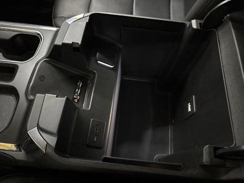 Used 2022 Chevrolet Silverado 1500 LTZ w/ LTZ Convenience Package II AWD/4WD image 58