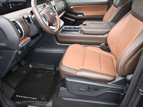 Certified 2025 Ford Expedition Max King Ranch AWD/4WD image 10