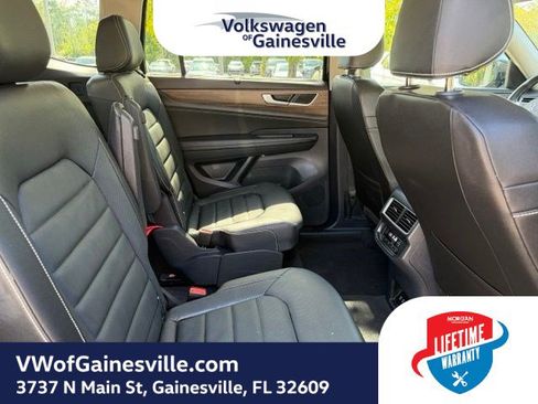 Used 2025 Volkswagen Atlas SEL AWD/4WD image 8