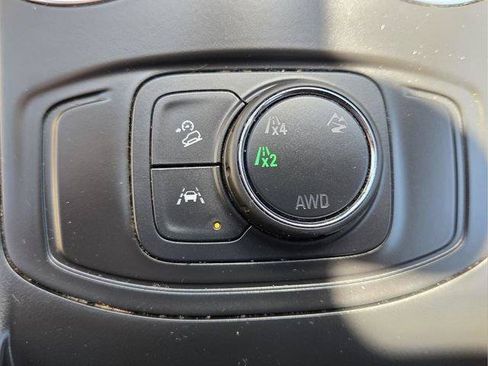 Certified 2024 GMC Terrain SLE AWD/4WD image 24