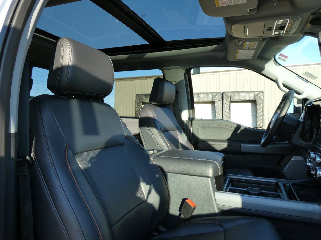 New 2027 Ford F250 Lariat w/ Black Appearance Package AWD/4WD image 11