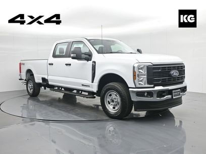 New 2026 Ford F350 XL w/ FX4 Off-Road Package