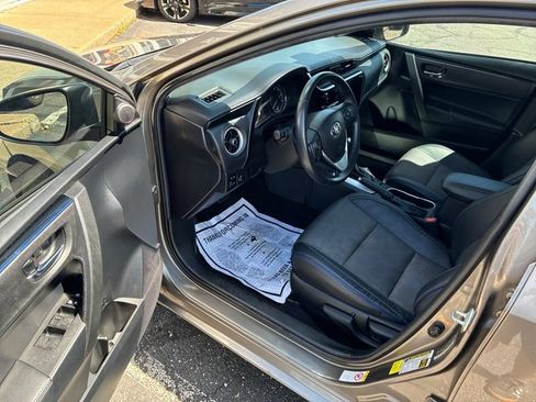 Used 2019 Toyota Corolla SE FWD image 9