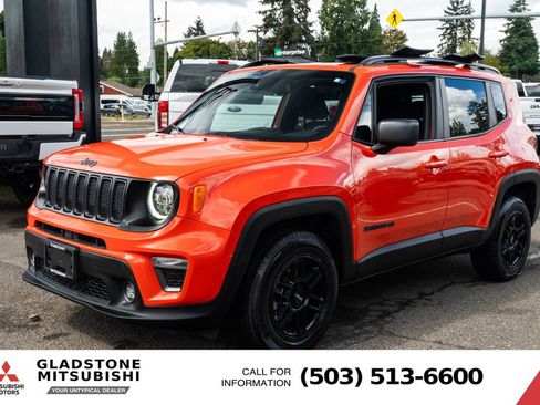 Used 2021 Jeep Renegade Latitude w/ Sun & Sound Group AWD/4WD image 4