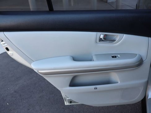 Used 2006 Lexus RX 400h image 24