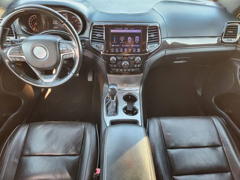 Used 2020 Jeep Grand Cherokee Overland image 25