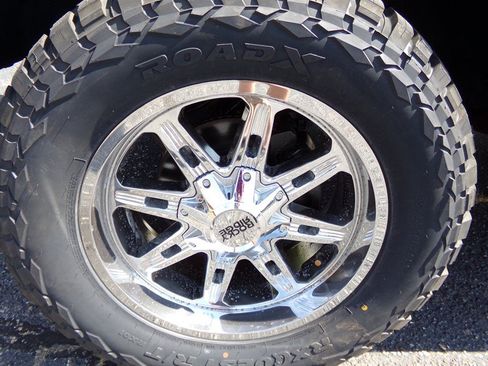 Used 2016 GMC Sierra 1500 SLE w/ SLE Value Package AWD/4WD image 25