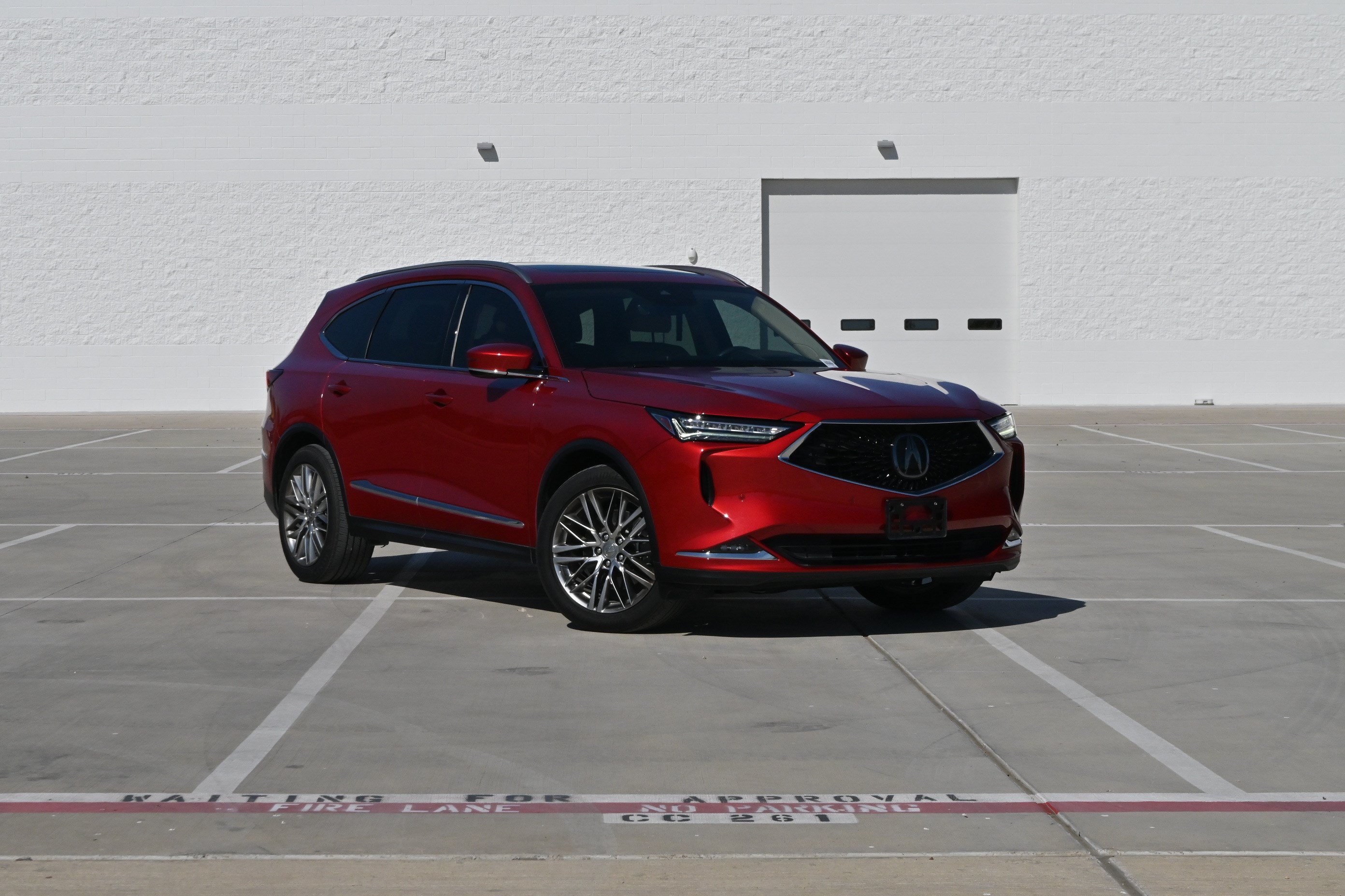Used 2022 Acura MDX w/ Advance Package AWD/4WD image 2