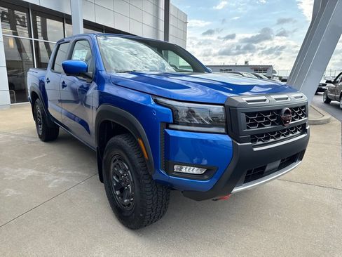 New 2026 Nissan Frontier PRO-4X w/ Pro Premium Package AWD/4WD image 3