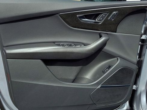 Used 2022 Audi Q7 3.0T Premium Plus image 11