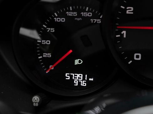 Used 2022 Porsche 718 Boxster RWD image 24
