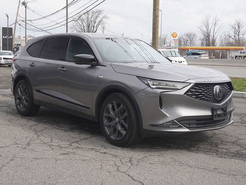 Used 2023 Acura MDX A-Spec image 2
