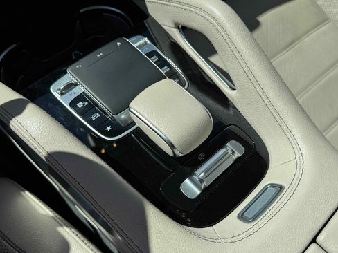 Certified 2020 Mercedes-Benz GLE 450 4MATIC image 23