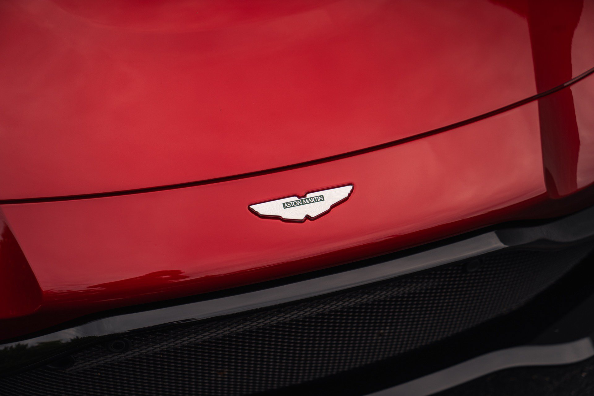 Used 2019 Aston Martin V8 Vantage Coupe RWD image 13