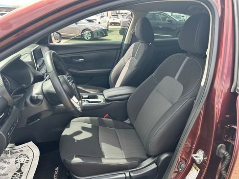 Used 2025 Nissan Sentra SV w/ All-Weather Package image 15