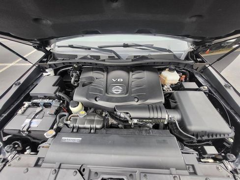 Used 2022 Nissan Armada Platinum w/ Captain's Chairs Package image 10