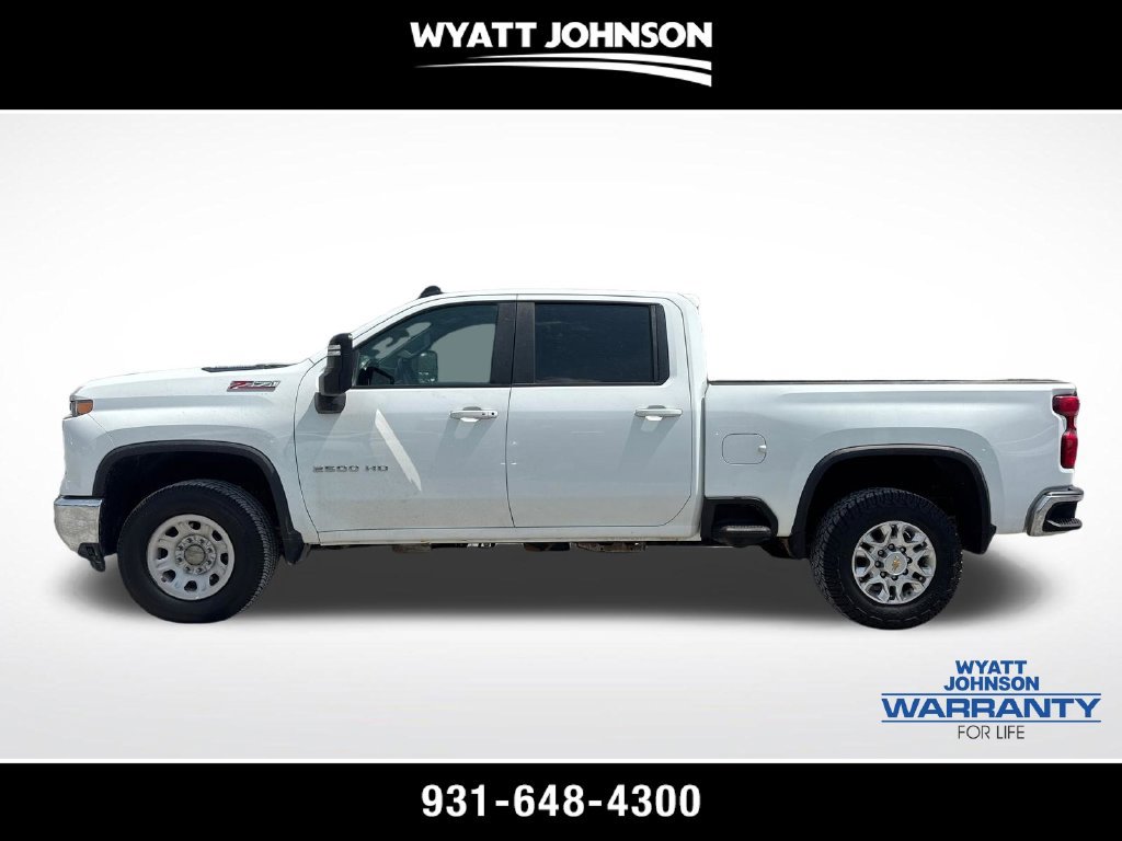Used 2024 Chevrolet Silverado 2500 LT AWD/4WD image 2