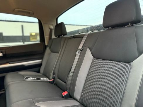 Used 2015 Toyota Tundra SR5 image 19