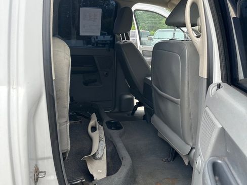 Used 2007 Dodge Ram 1500 Truck SLT image 12