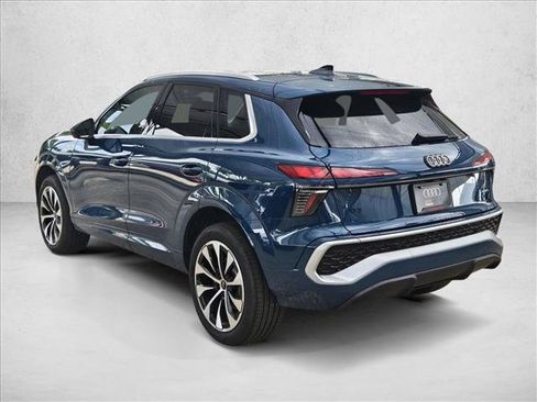 New 2026 Audi Q3 quattro 2.0T AWD/4WD image 6