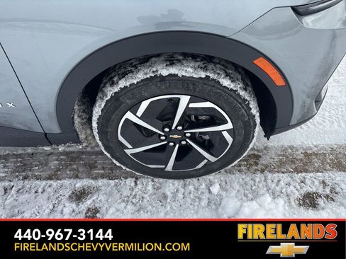 New 2026 Chevrolet Equinox EV LT image 58