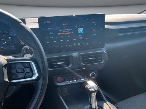 Used 2024 Ford Mustang Coupe RWD image 10