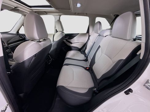 Used 2023 Subaru Forester Premium image 25