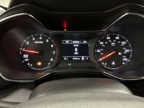 Used 2022 Chevrolet TrailBlazer LT w/ Convenience Package FWD image 14