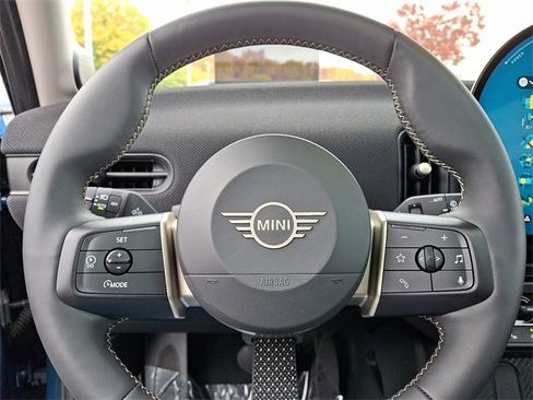 Used 2025 MINI Cooper S image 21
