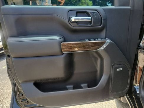 Used 2020 GMC Sierra 1500 Elevation w/ Elevation Value Package AWD/4WD image 16