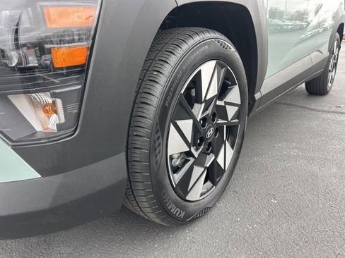 Used 2025 Hyundai Kona SEL image 12