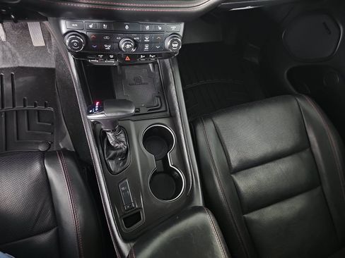 Used 2021 Dodge Durango R/T w/ Blacktop Package AWD/4WD image 22