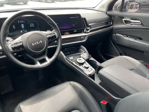 Certified 2025 Kia Sportage EX AWD/4WD image 24