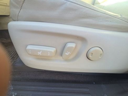 Used 2010 Lexus GX 460 Premium image 24