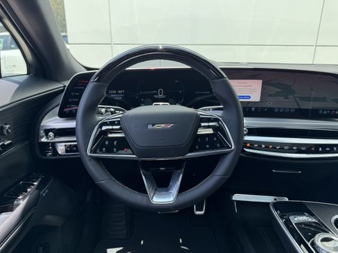 New 2026 Cadillac Lyriq V image 17