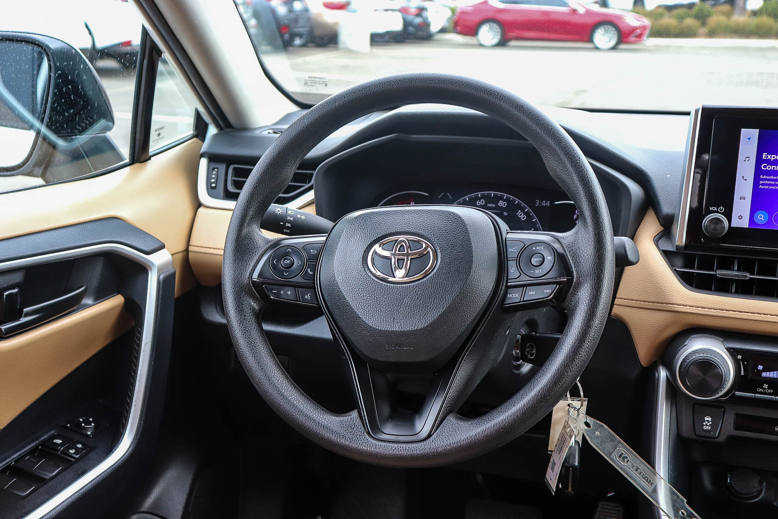 Used 2025 Toyota RAV4 LE FWD image 17