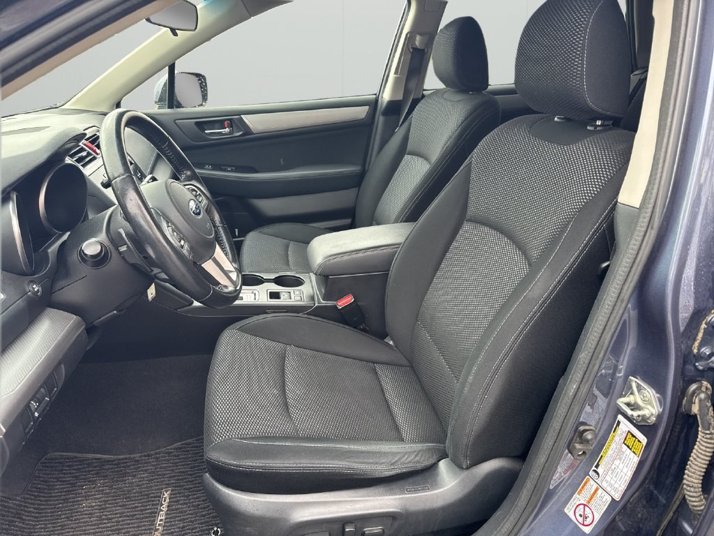 Used 2016 Subaru Outback 2.5i Premium AWD/4WD image 12
