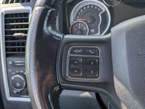 Used 2017 RAM 1500 Big Horn RWD image 10