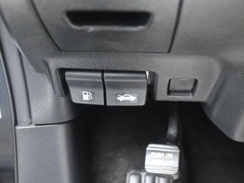 Used 2019 Nissan Murano S AWD/4WD image 20