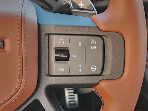 New 2026 Land Rover Defender 110 OCTA AWD/4WD image 28