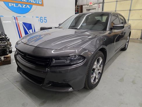 Used 2016 Dodge Charger SXT w/ Navigation & Travel Group image 8